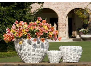 Vessels, pots, baskets